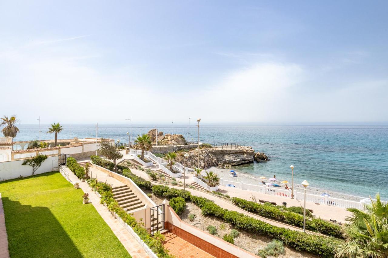 Stylish Apartment With Sea View Нерха Экстерьер фото