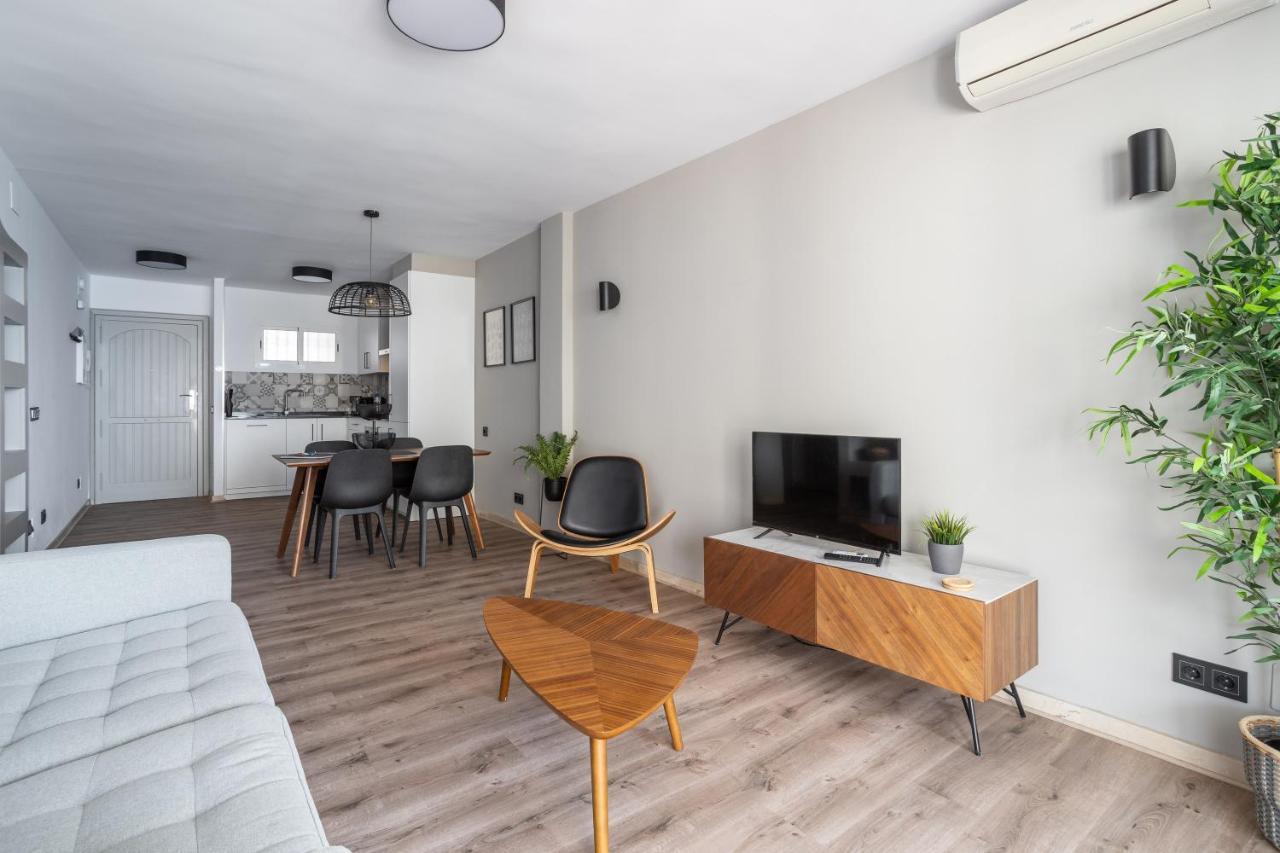 Stylish Apartment With Sea View Нерха Экстерьер фото