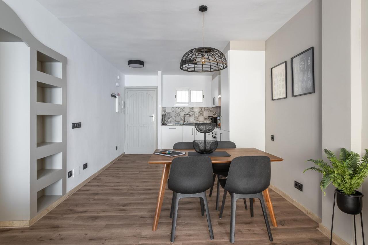 Stylish Apartment With Sea View Нерха Экстерьер фото