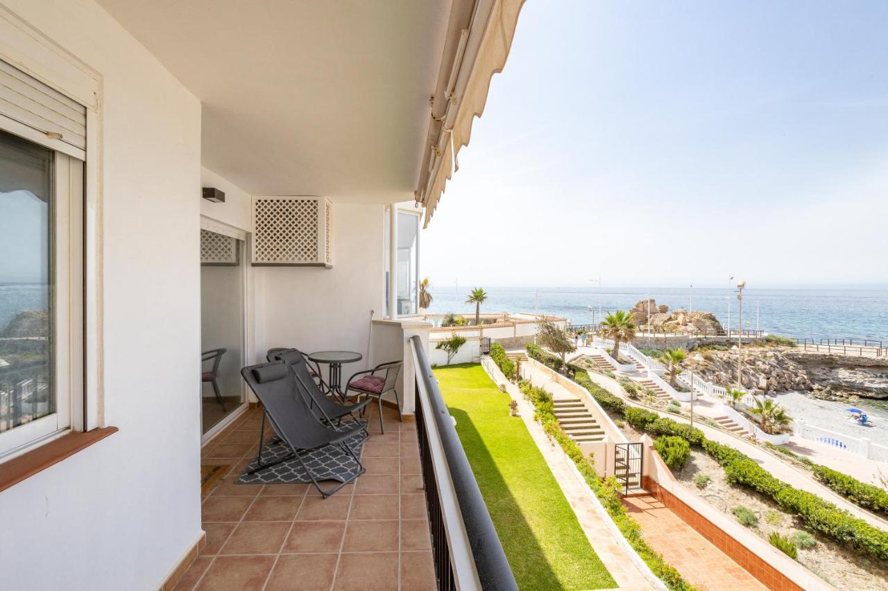 Stylish Apartment With Sea View Нерха Экстерьер фото