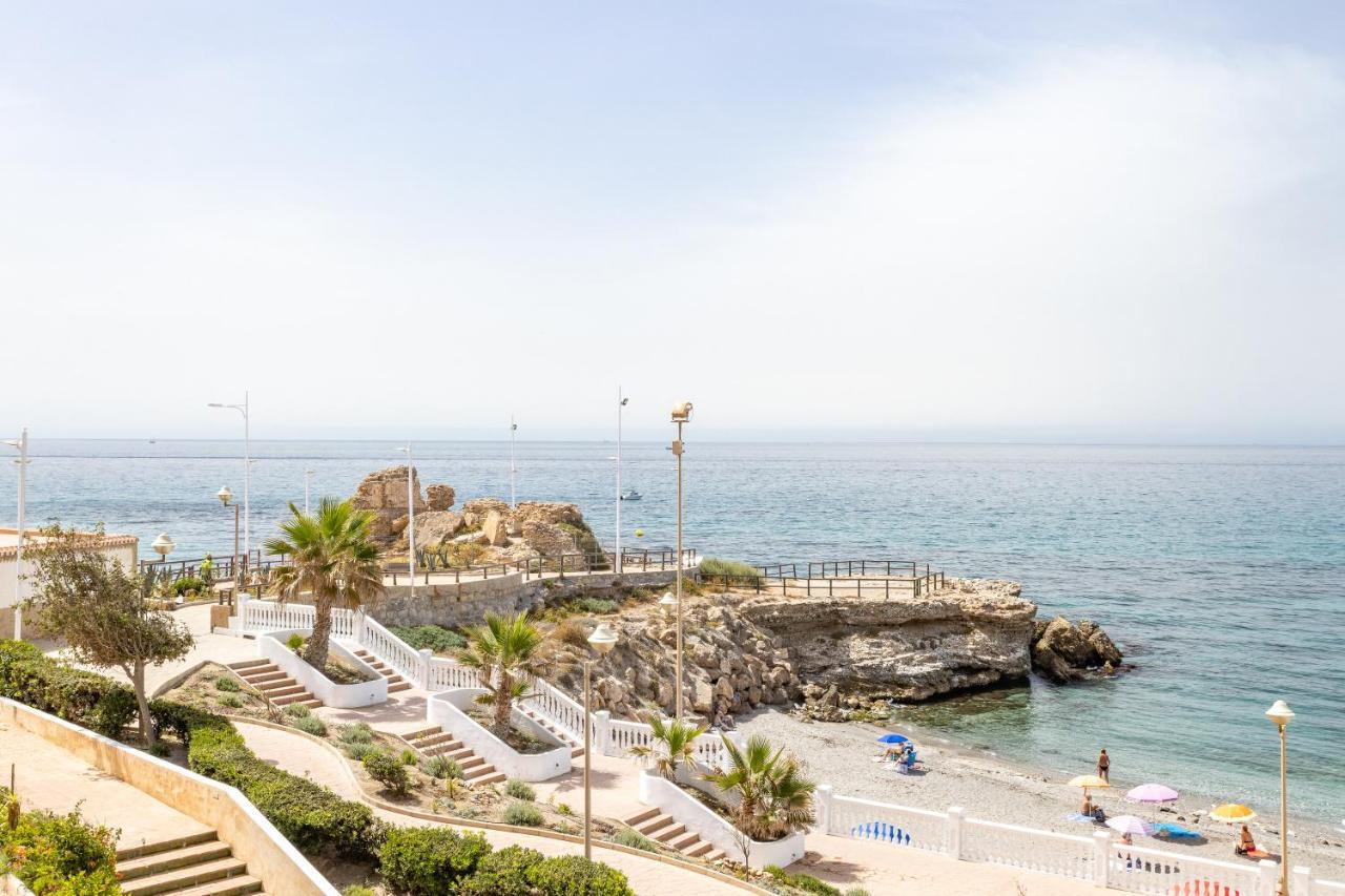 Stylish Apartment With Sea View Нерха Экстерьер фото