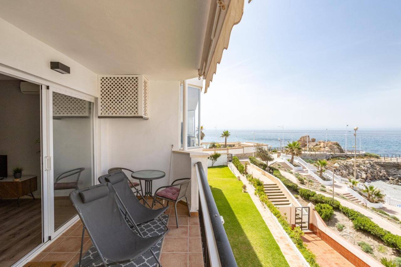Stylish Apartment With Sea View Нерха Экстерьер фото